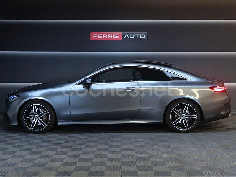 Usado Mercedes E220 194 CV (142 kW) 2018 Gris / plata Coupe