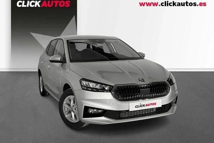 Usado Skoda Fabia Selection 115 CV (84 kW) 2025 Blanco Utilitario