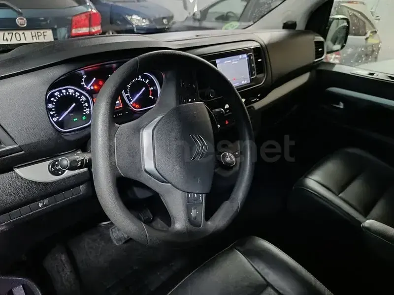 Usado Citroën Spacetourer Shine 178 CV (130 kW) 2017 Negro Monovolumen
