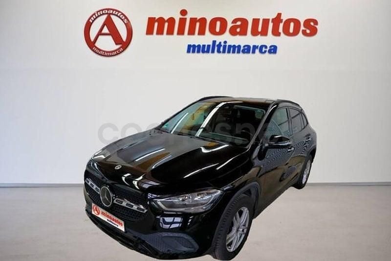 Usado Mercedes GLA200 150 CV (110 kW) 2022 Negro SUV