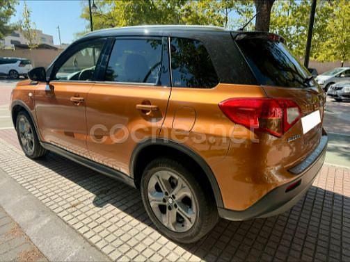 Usado Suzuki Vitara 120 CV (88 kW) 2016 Naranja SUV