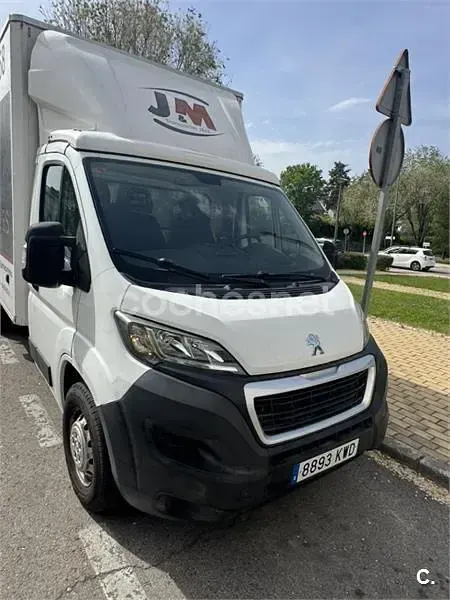 Usado Peugeot Boxer 100 CV (73 kW) 2012 Blanco Van