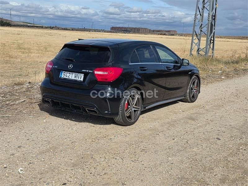 Negro Usado 2015 Mercedes A45 AMG AMG Berlina | 24.500 € (Buen precio) - Imagen 1/4