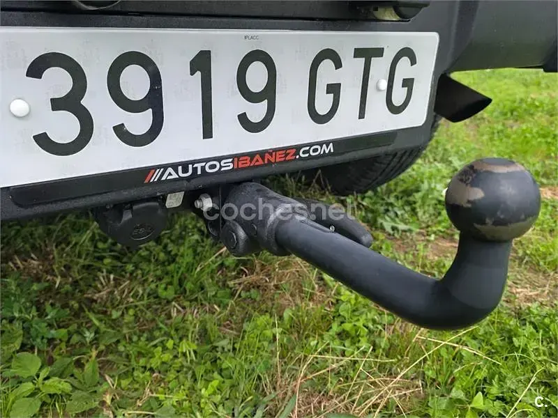 Usado Jeep Wrangler Sahara 177 CV (130 kW) 2010 Negro SUV
