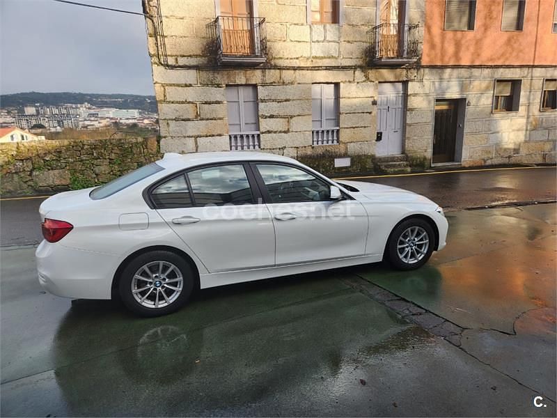 Usado BMW 318 150 CV (110 kW) 2019 Blanco Berlina