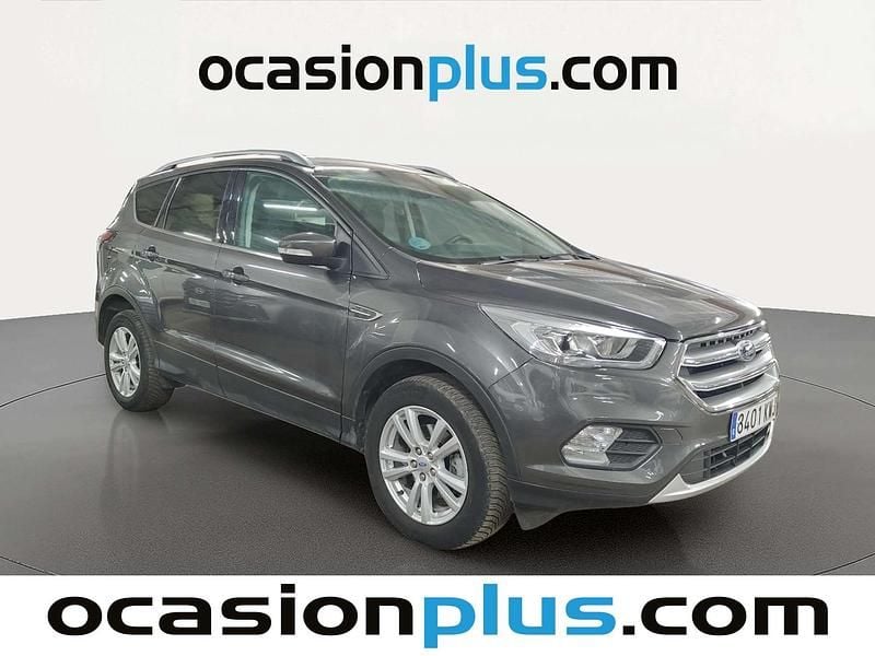 Usado Ford Kuga Trend+ 120 HP (88 kW) 2018 Cinzento SUV