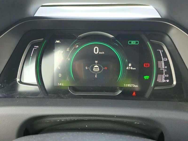 Usado Hyundai Ioniq 141 CV (103 kW) 2022 Negro Utilitario