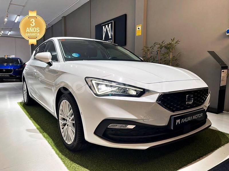 Blanco Usado 2021 Seat Leon XCELLENCE Berlina | 19.900 € (Buen precio) - Imagen 1/4