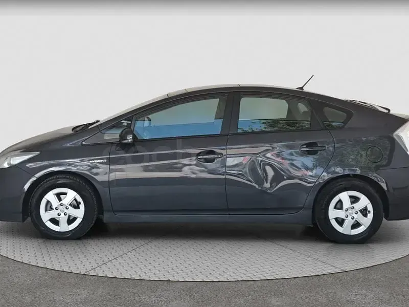 Usado Toyota Prius Eco 136 CV (100 kW) 2009 Gris / plata Utilitario