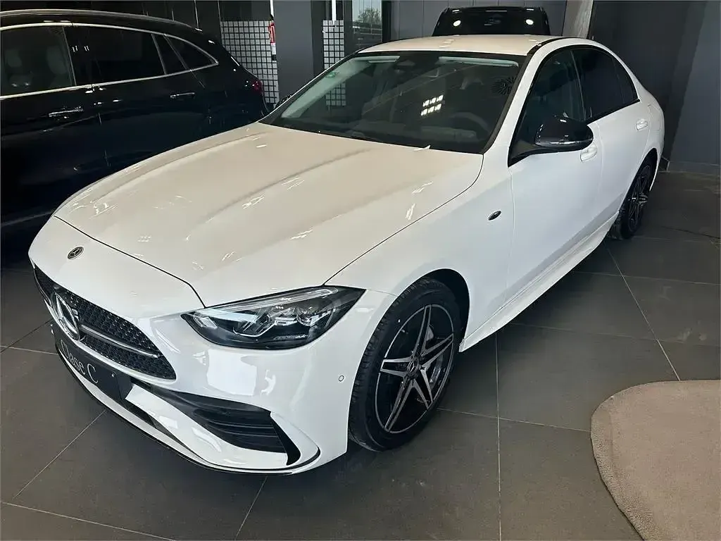 Usado Mercedes E300 313 CV (230 kW) 2026 Berlina
