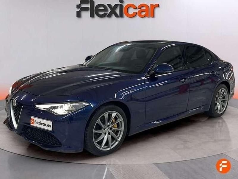 Usado Alfa Romeo Giulia Veloce 211 CV (155 kW) 2017 Azul Berlina