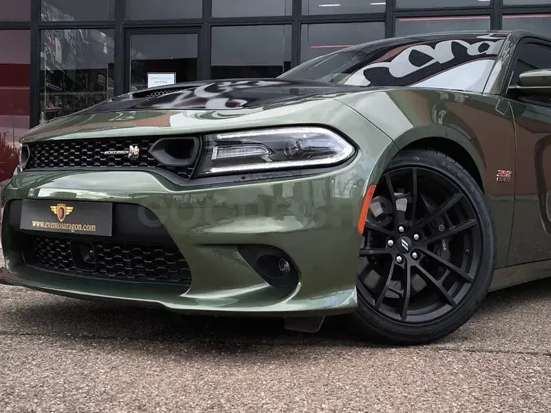 Usado Dodge Charger 717 CV (527 kW) 2023 Verde Berlina