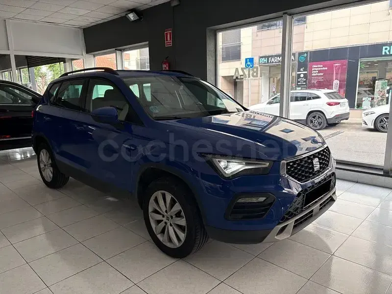 Usado Seat Ateca Style 150 CV (110 kW) 2025 Azul SUV