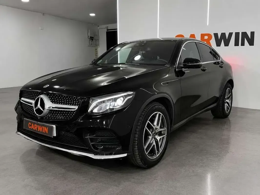 Usado Mercedes GLC220 170 CV (125 kW) 2017 Negro SUV