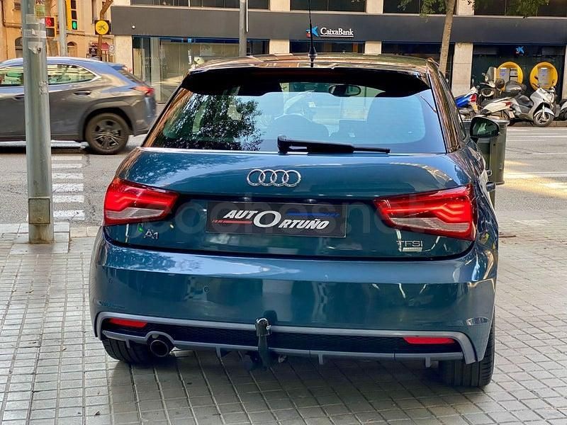 Usado Audi A1 Sportback 95 CV (69 kW) 2017 Azul Utilitario