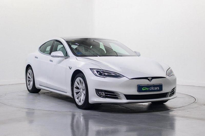 Usado Tesla Model S Long Range AWD 580 kW (789 CV) 2020 Blanco Utilitario