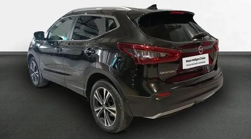 Usado Nissan Qashqai N-Connecta 140 CV (102 kW) 2021 Negro amatista metalizado SUV