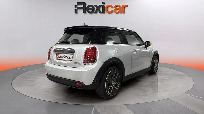 Usado Mini Cooper SE 135 kW (184 CV) 2020 Gris Utilitario