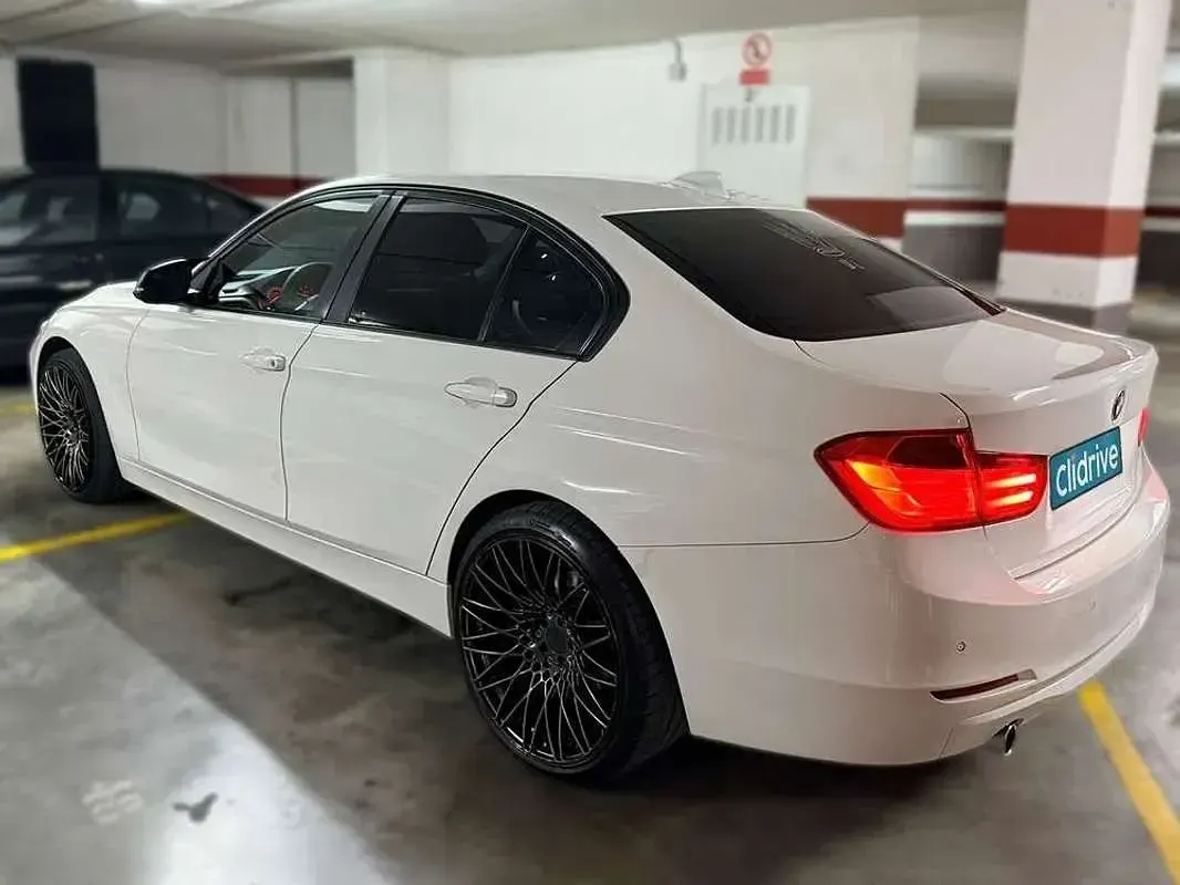 Usado BMW 318 143 CV (105 kW) 2013 Blanco Berlina