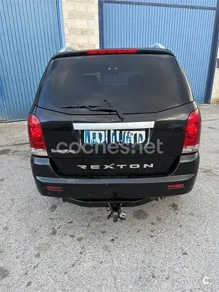 Usado SsangYong Rexton Limited 186 CV (136 kW) 2006 Negro SUV