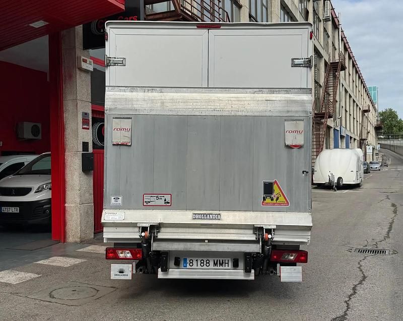 Usado Ford Transit Trend 165 HP (121 kW) 2024 Branco