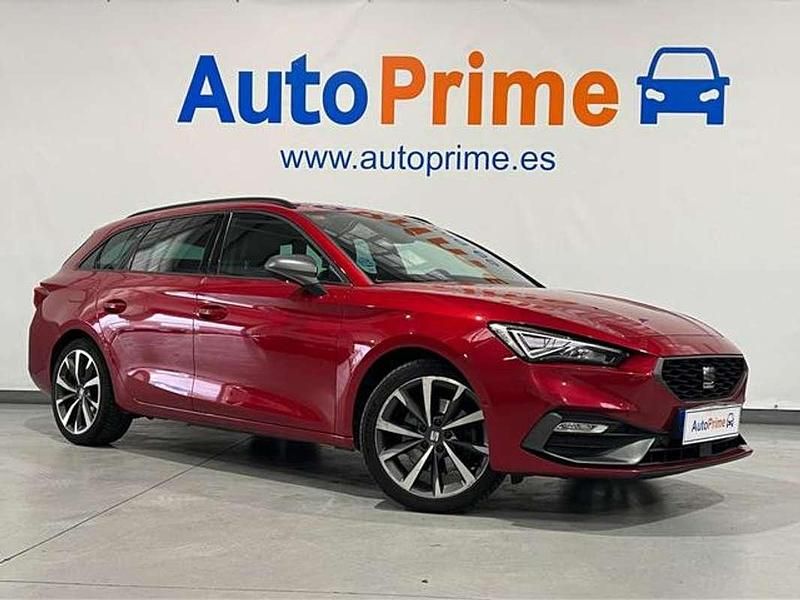 Usado Seat Leon ST FR 150 CV (110 kW) 2021 Burdeos Familiar