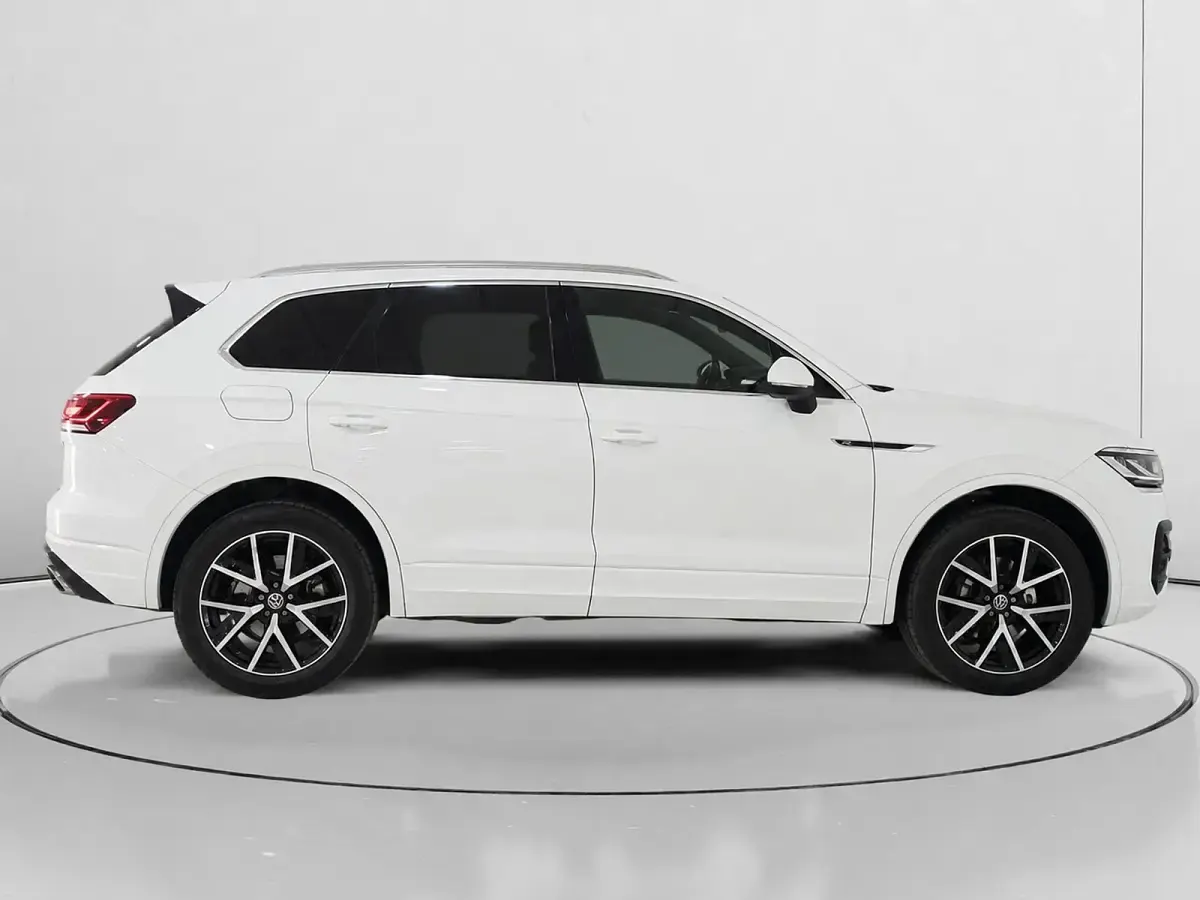 Usado VW Touareg 286 CV (210 kW) 2022 Negro SUV