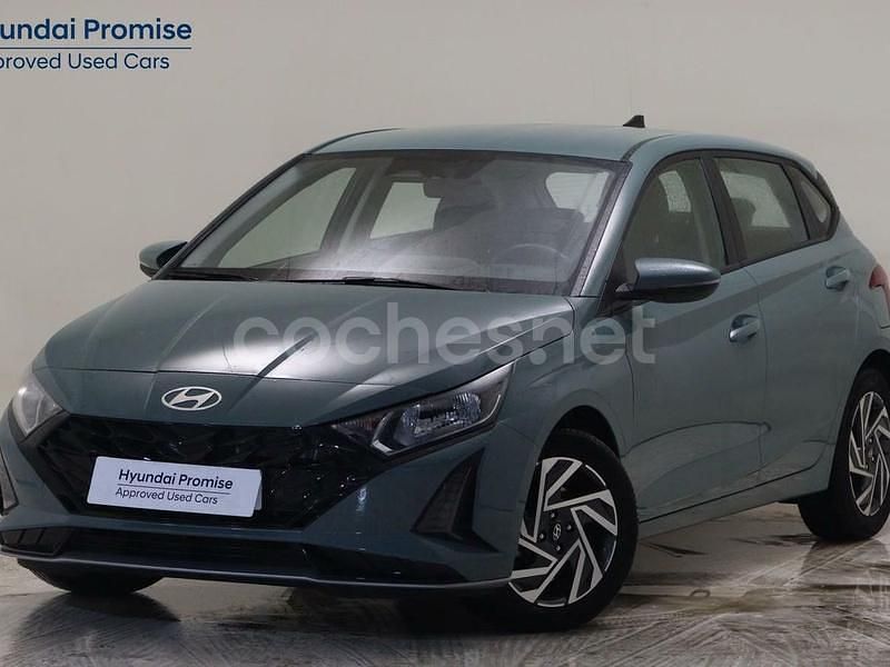 Verde Usado 2024 Hyundai i20 Berlina | 15.990 € (Precio justo) - Imagen 1/4