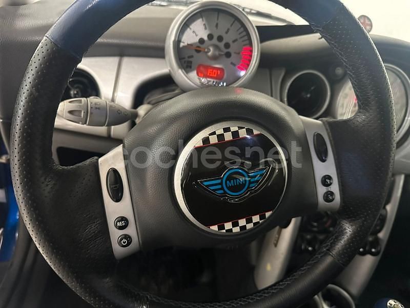 Usado Mini Cooper 115 CV (84 kW) 2003 Azul Utilitario