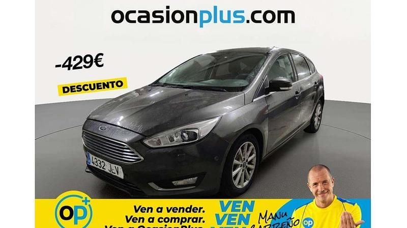 Usado Ford Focus Titanium 125 CV (91 kW) 2016 Gris Utilitario
