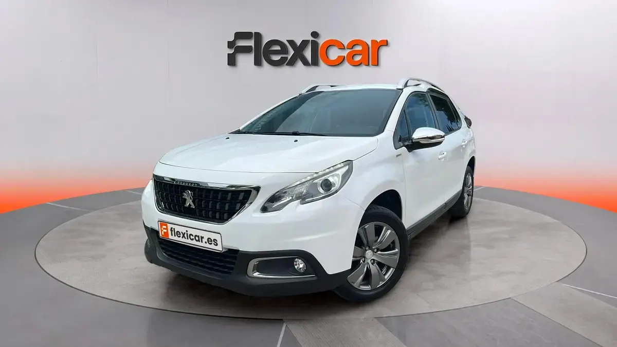 Usado Peugeot 2008 Active 101 CV (74 kW) 2020 Blanco SUV