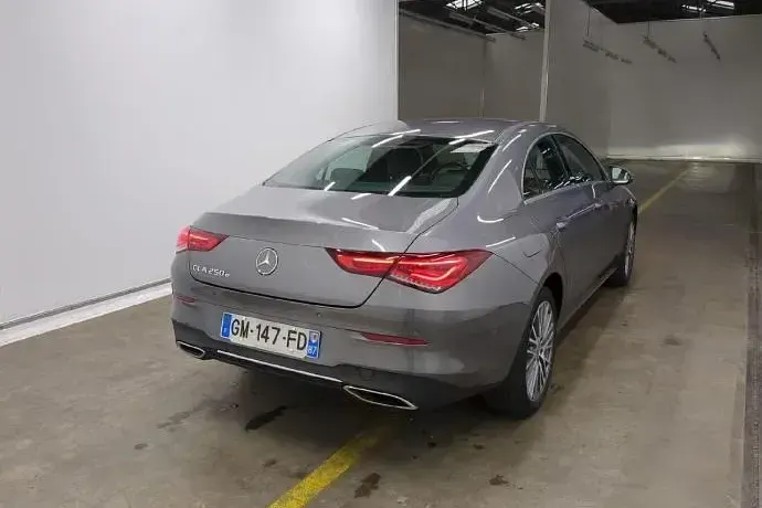 Usado Mercedes CLA250e 217 CV (159 kW) 2023 Coupe