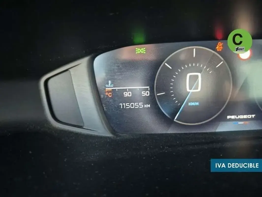 Usado Peugeot 308 Active 131 CV (96 kW) 2022 Blanco Utilitario