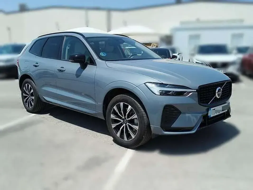 Usado Volvo XC60 Plus 197 CV (144 kW) 2023 Gris SUV