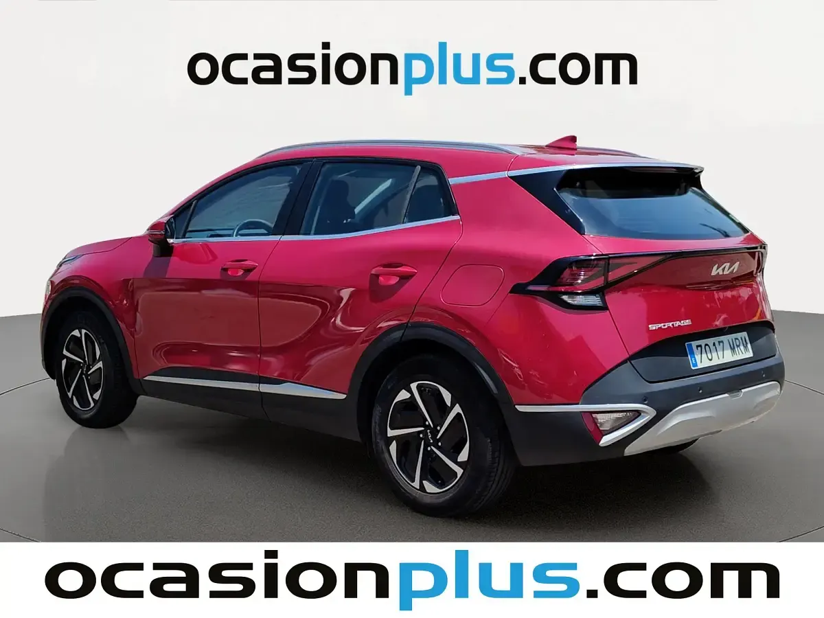 Usado Kia Sportage 150 CV (110 kW) 2024 Rojo SUV