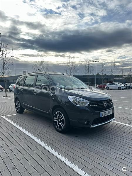 Gris / plata Usado 2019 Dacia Lodgy Comfort Monovolumen | 12.600 € (Precio justo) - Imagen 1/4