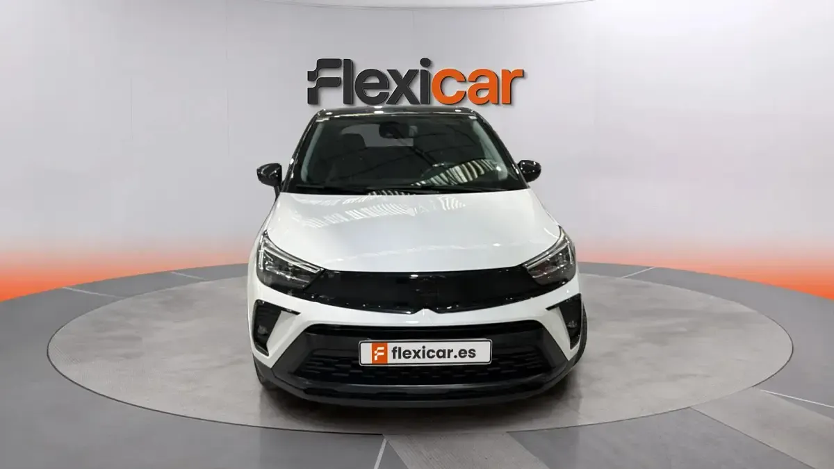 Usado Opel Crossland 110 CV (80 kW) 2023 Blanco SUV