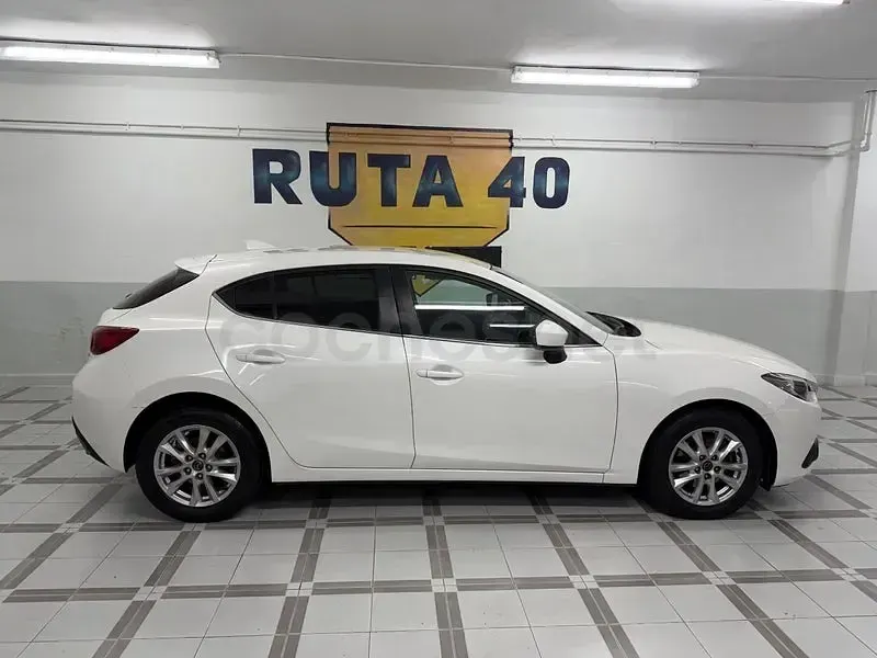 Usado Mazda 3 Style 150 CV (110 kW) 2016 Blanco Berlina