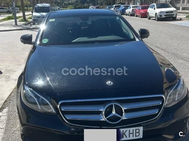 Usado Mercedes E220 194 CV (142 kW) 2018 Negro Berlina
