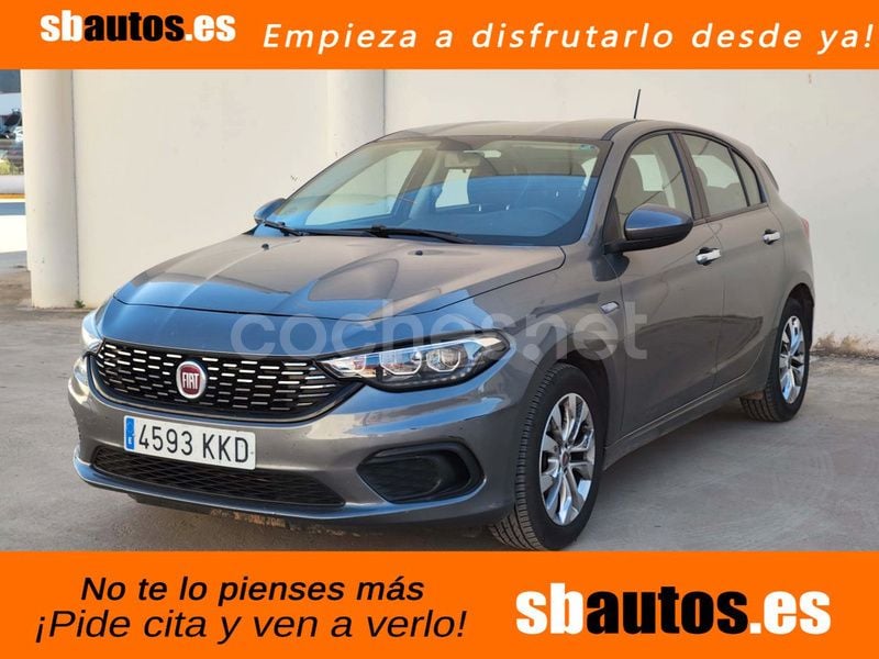 Gris / plata Usado 2018 Fiat Tipo Lounge Berlina | 9490 € (Buen precio) - Imagen 1/4