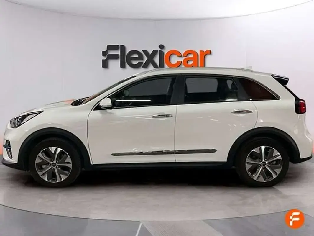 Usado Kia e-Niro 150 kW (204 CV) 2021 Blanco SUV