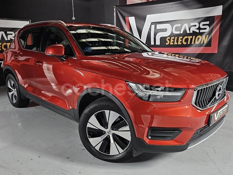 Usado Volvo XC40 Plus 262 CV (192 kW) 2021 Rojo SUV