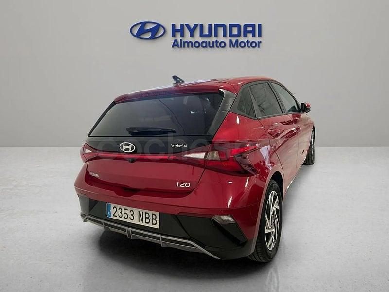 Usado Hyundai i20 100 CV (73 kW) 2025 Rojo Utilitario