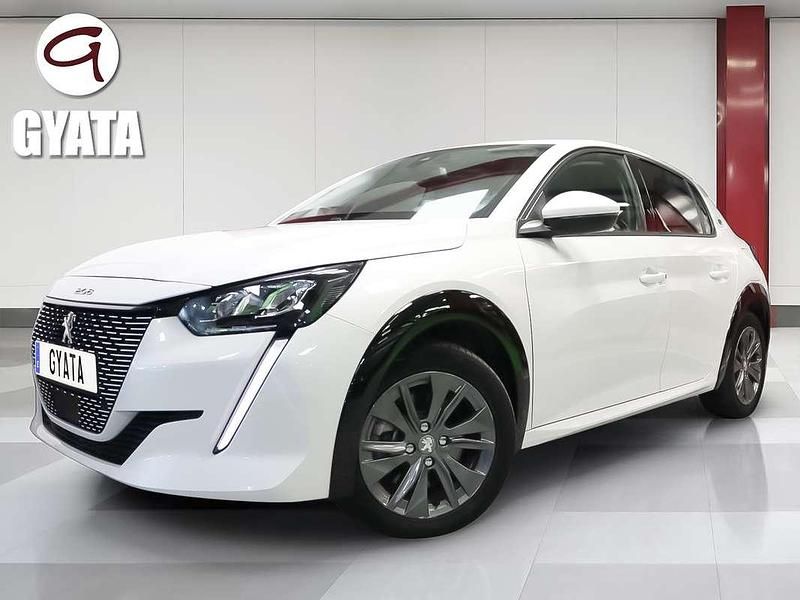Usado Peugeot e-208 Allure 100 kW (136 CV) 2020 Blanco Utilitario