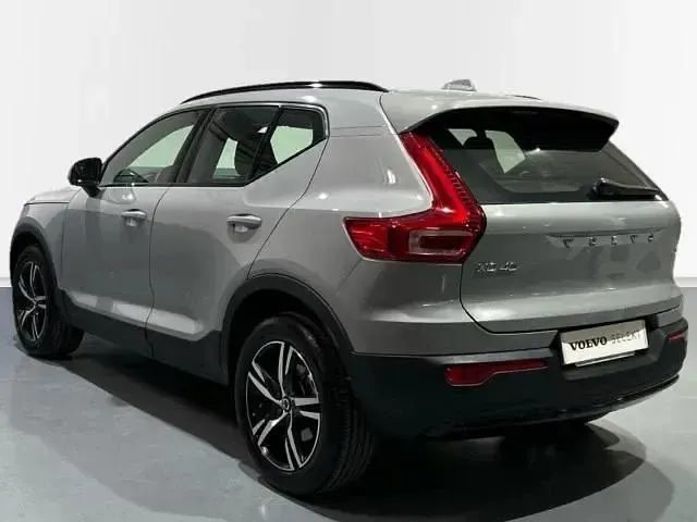 Usado Volvo XC40 Plus 163 CV (119 kW) 2023 Todoterreno SUV