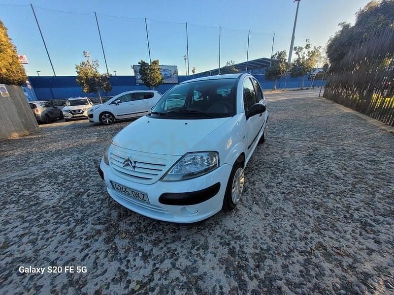 Usado Citroën C3 61 CV (44 kW) 2005 Blanco Berlina