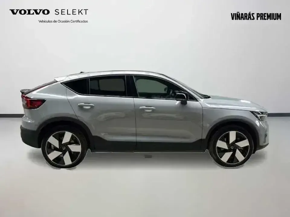 Käytetty Volvo C40 Ultimate 300 kW (408 HP) 2023 Harmaa Katumaasturi