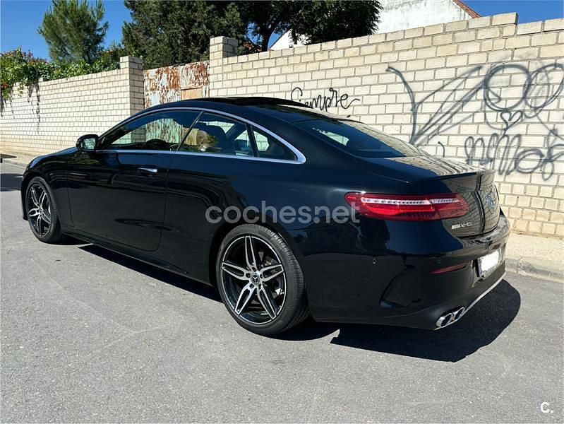 Usado Mercedes E220 194 CV (142 kW) 2018 Negro Coupe