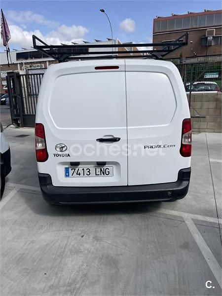 Usado Toyota Proace City City 102 CV (75 kW) 2020 Blanco Monovolumen