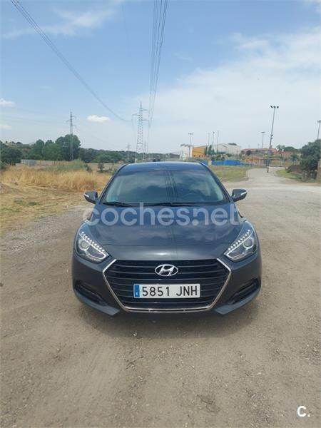 Negro Usado 2016 Hyundai i40 Berlina | 9800 € (Precio justo) - Imagen 1/4